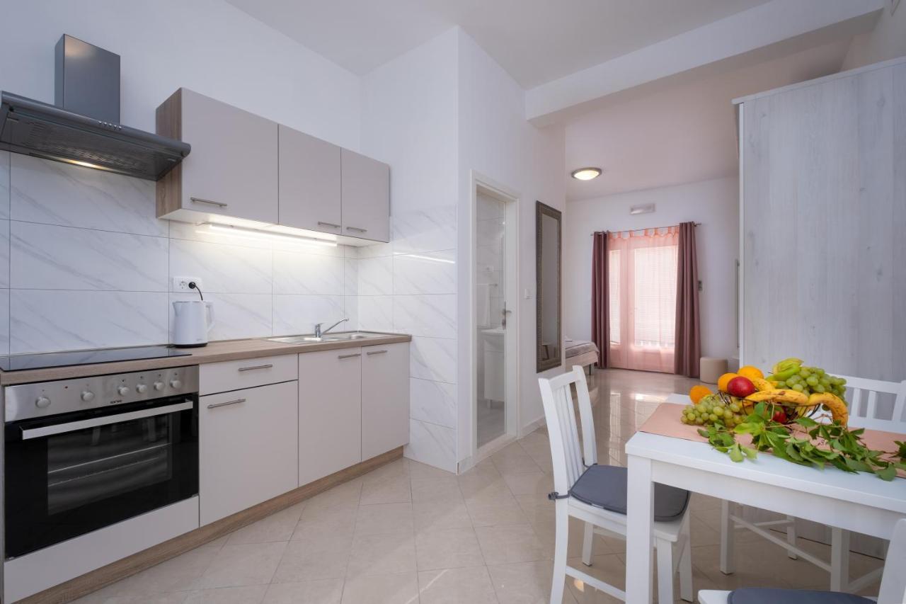 Studio Apartment Brigita مْليني المظهر الخارجي الصورة